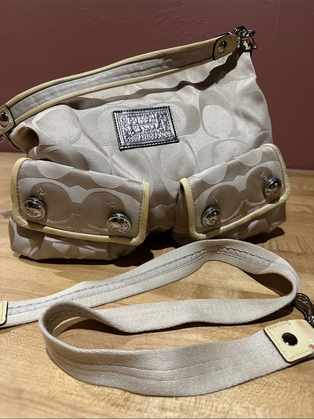 Coach Poppy Messenger Bag [mint condition]